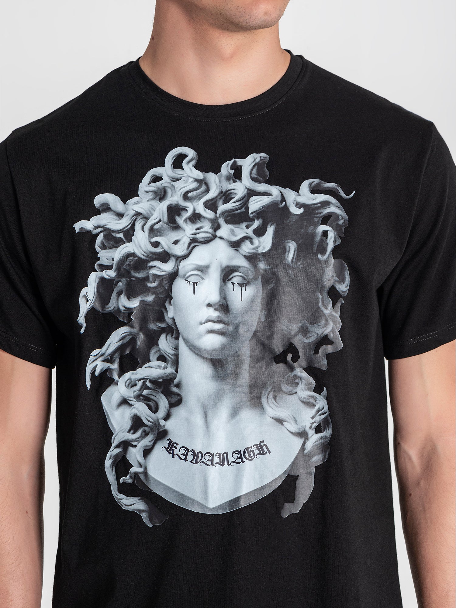 t-shirts / Black Medusa Tee